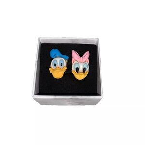 Mickey & Friends Collection Daisy & Donald Duck Clip On Earrings NEW    (J105)